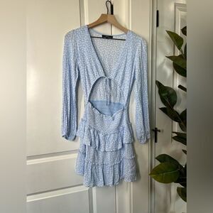 Lulus blue summer dress floral size medium women’s cutout ruched flowy Q332